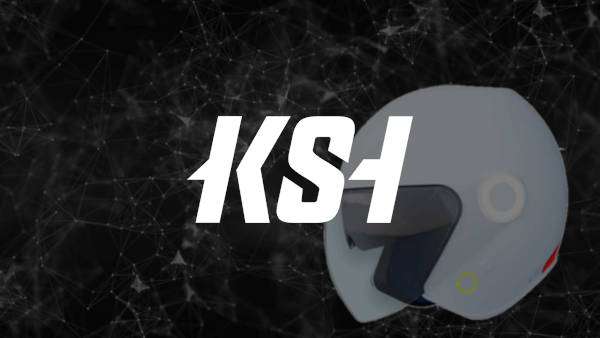 Casque de moto connecté à commandes vocales
